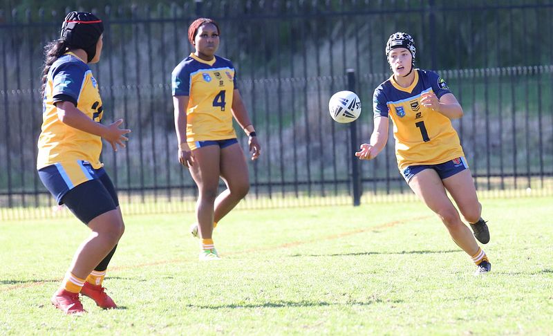 NSWCHS U16 Girls Day 1 Sydney Gold v Southern