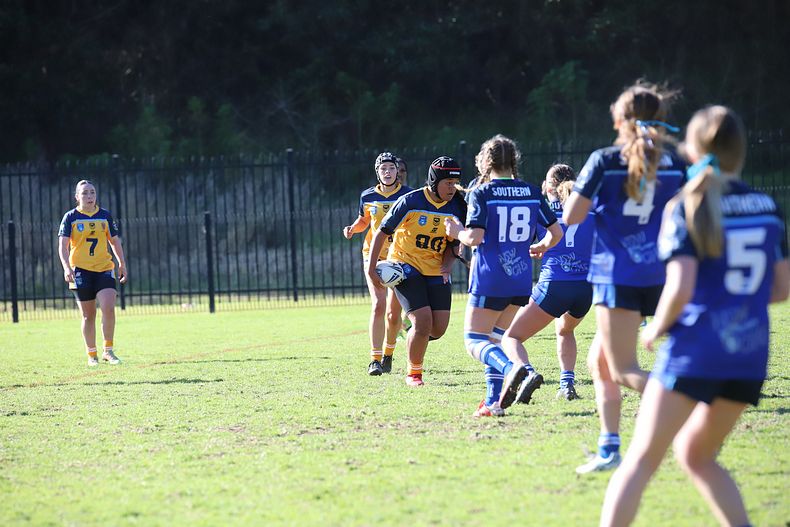 NSWCHS U16 Girls Day 1 Sydney Gold v Southern