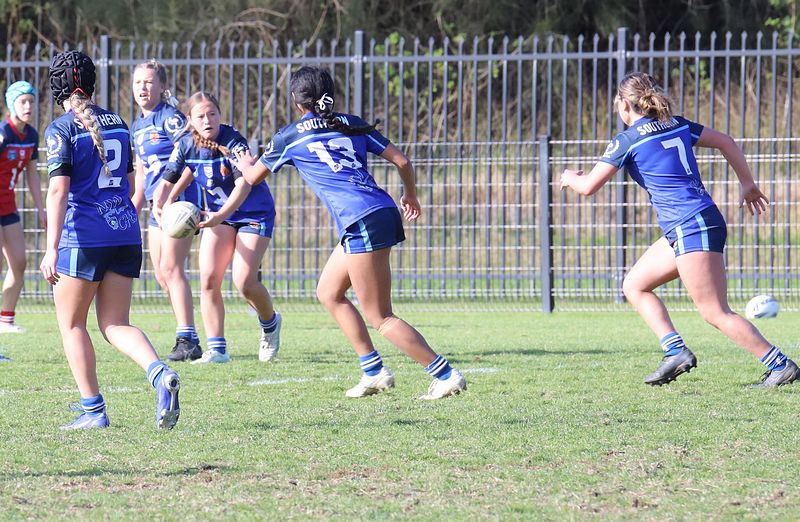 NSWCHS U16 Girls Day 1 Southern v Sydney RED