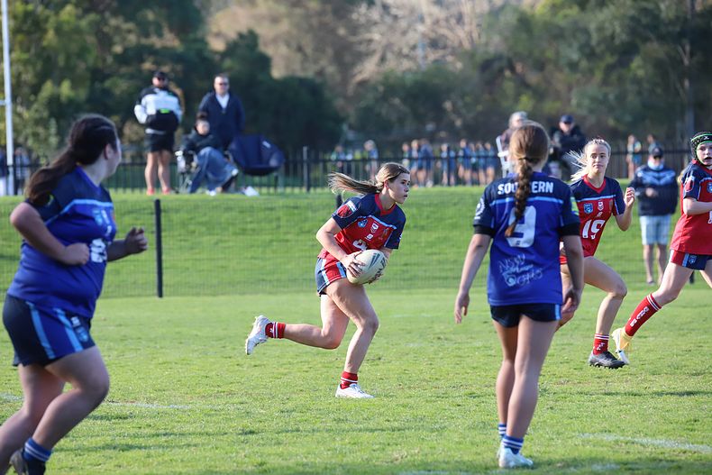 NSWCHS U16 Girls Day 1 Southern v Sydney RED
