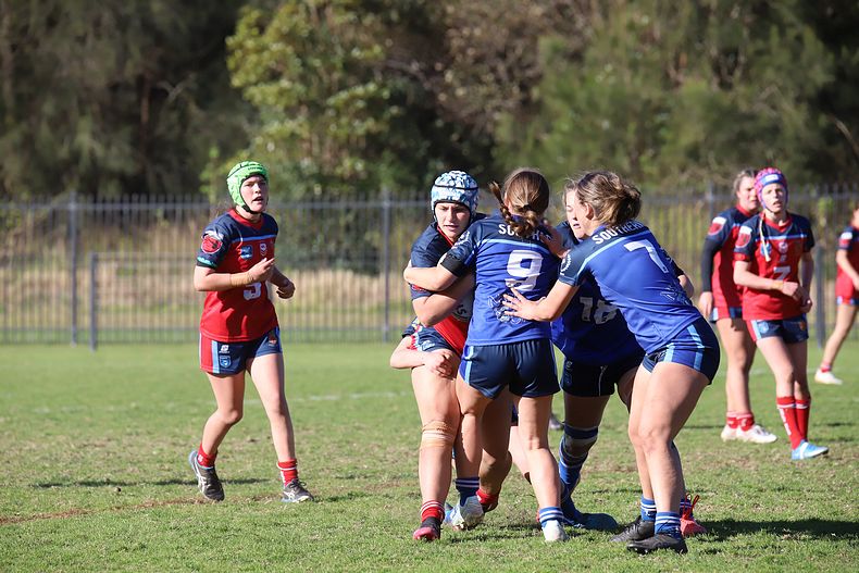 NSWCHS U16 Girls Day 1 Southern v Sydney RED