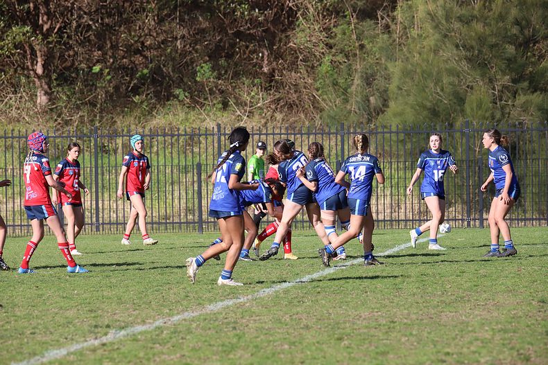 NSWCHS U16 Girls Day 1 Southern v Sydney RED