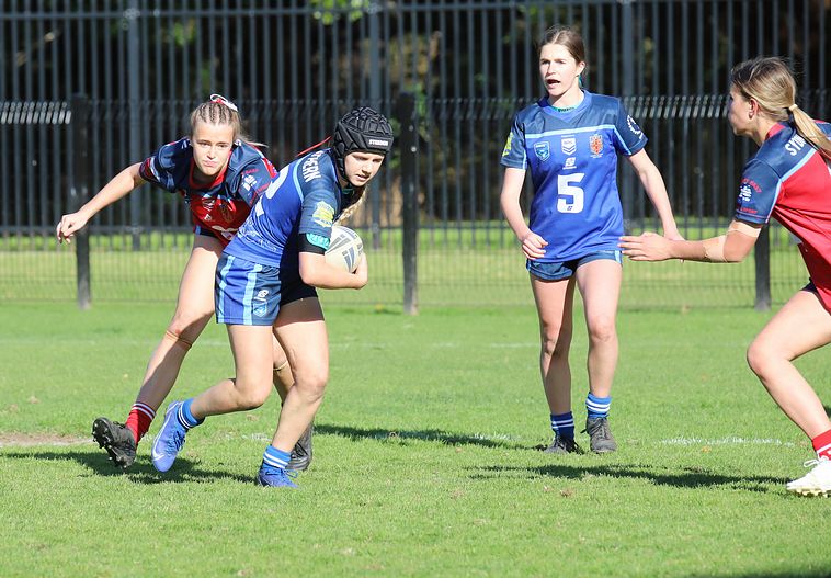 NSWCHS U16 Girls Day 1 Southern v Sydney RED