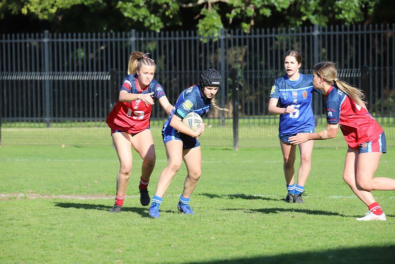 NSWCHS U16 Girls Day 1 Southern v Sydney RED