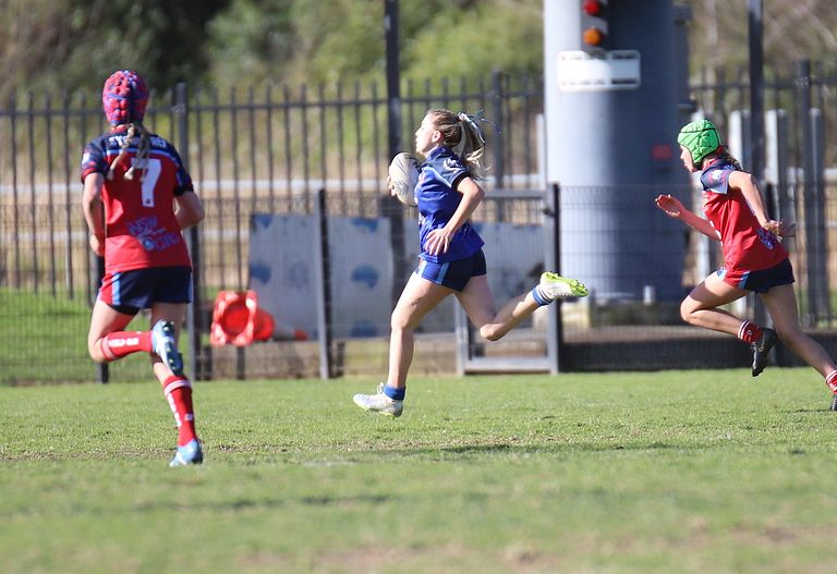 NSWCHS U16 Girls Day 1 Southern v Sydney RED