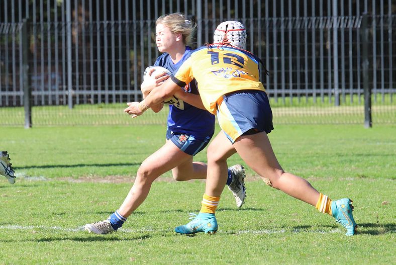 NSWCHS U16 Girls Day 1 Sydney Gold v Southern