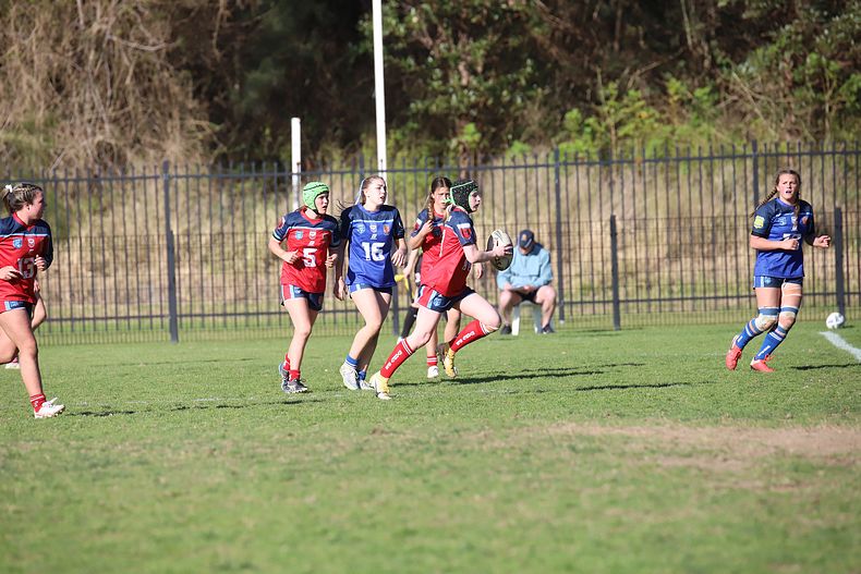 NSWCHS U16 Girls Day 1 Southern v Sydney RED