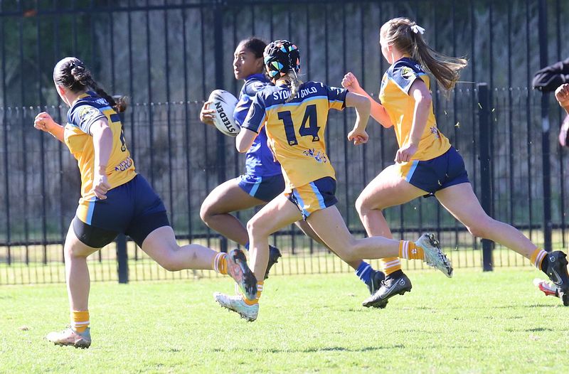 NSWCHS U16 Girls Day 1 Sydney Gold v Southern