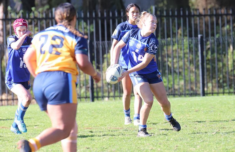 NSWCHS U16 Girls Day 1 Sydney Gold v Southern