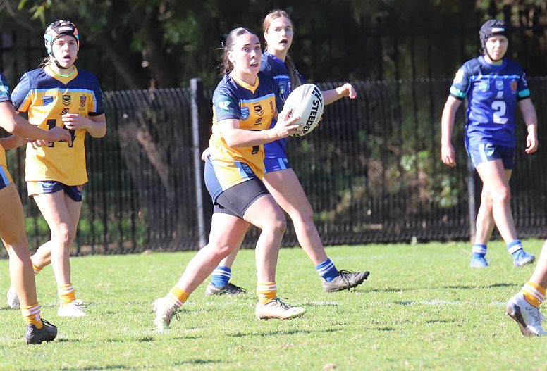 NSWCHS U16 Girls Day 1 Sydney Gold v Southern