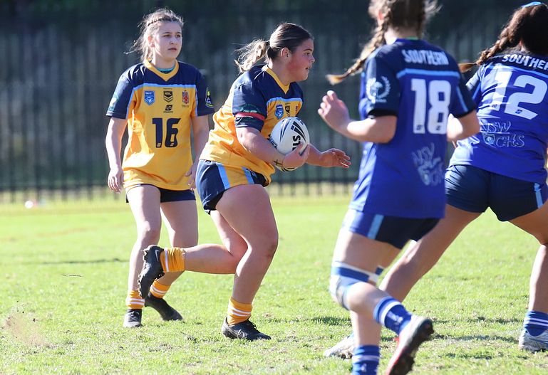 NSWCHS U16 Girls Day 1 Sydney Gold v Southern
