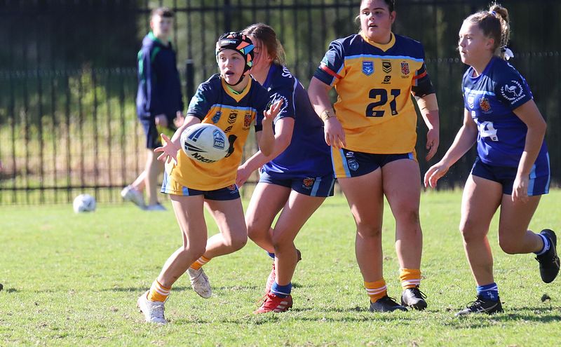 NSWCHS U16 Girls Day 1 Sydney Gold v Southern