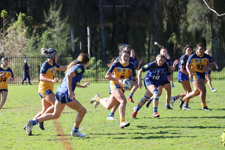 NSWCHS U16 Girls Day 1 Sydney Gold v Southern