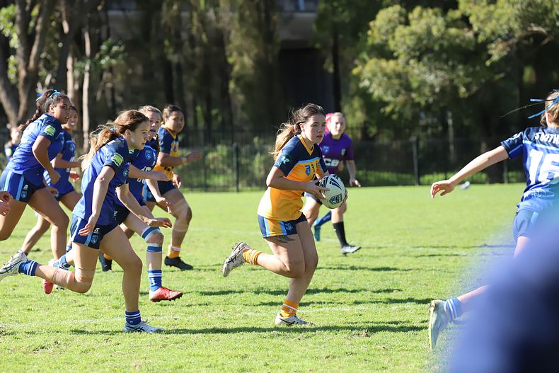 NSWCHS U16 Girls Day 1 Sydney Gold v Southern