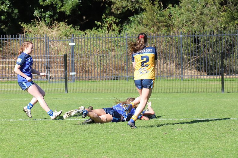 NSWCHS U16 Girls Day 1 Sydney Gold v Southern