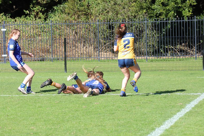 NSWCHS U16 Girls Day 1 Sydney Gold v Southern