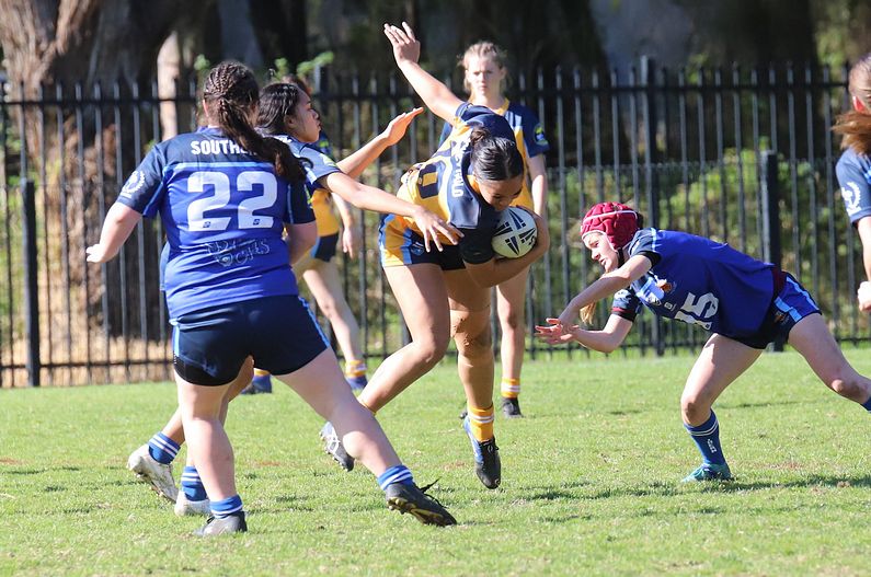 NSWCHS U16 Girls Day 1 Sydney Gold v Southern