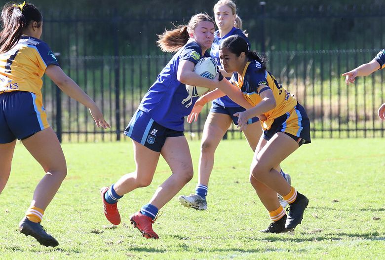 NSWCHS U16 Girls Day 1 Sydney Gold v Southern