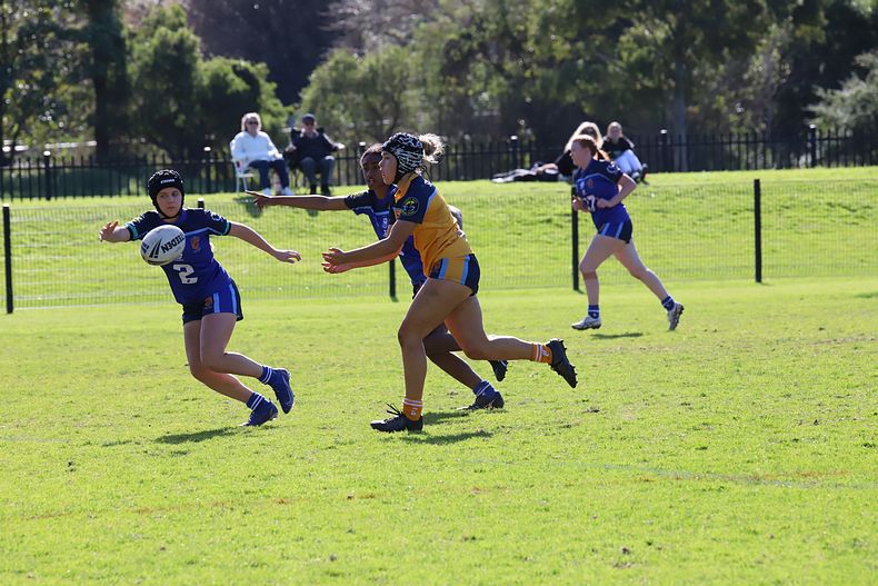 NSWCHS U16 Girls Day 1 Sydney Gold v Southern