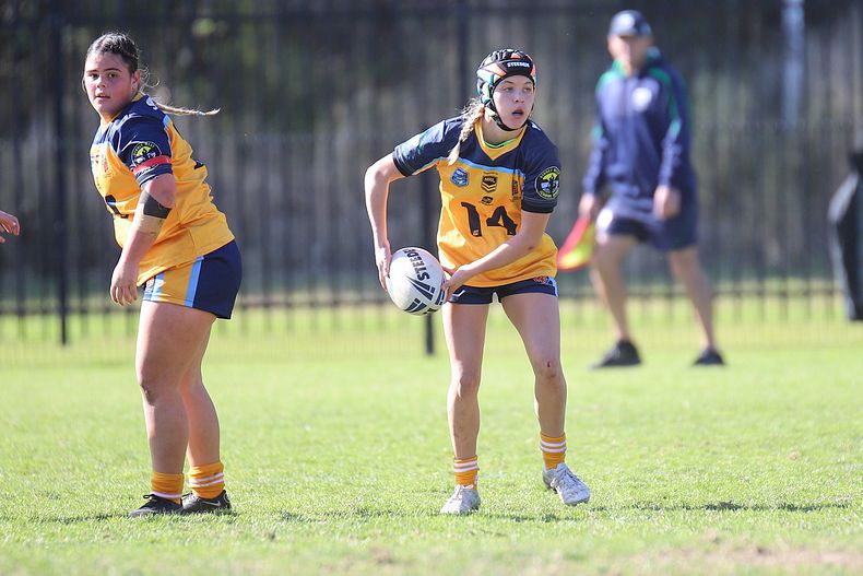 NSWCHS U16 Girls Day 1 Sydney Gold v Southern