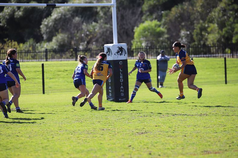 NSWCHS U16 Girls Day 1 Sydney Gold v Southern
