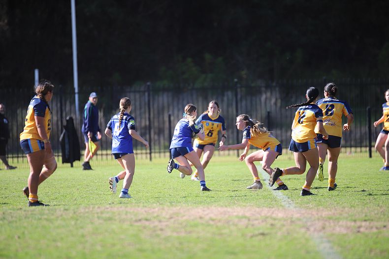 NSWCHS U16 Girls Day 1 Sydney Gold v Southern