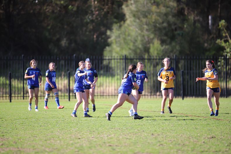 NSWCHS U16 Girls Day 1 Sydney Gold v Southern