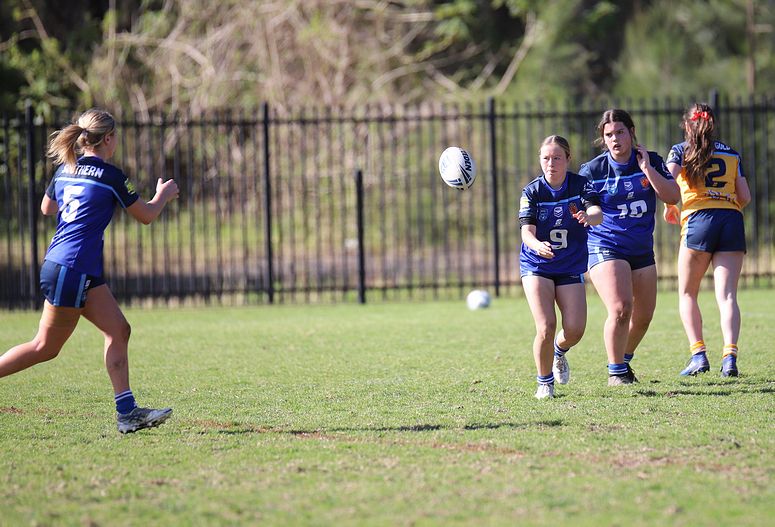 NSWCHS U16 Girls Day 1 Sydney Gold v Southern