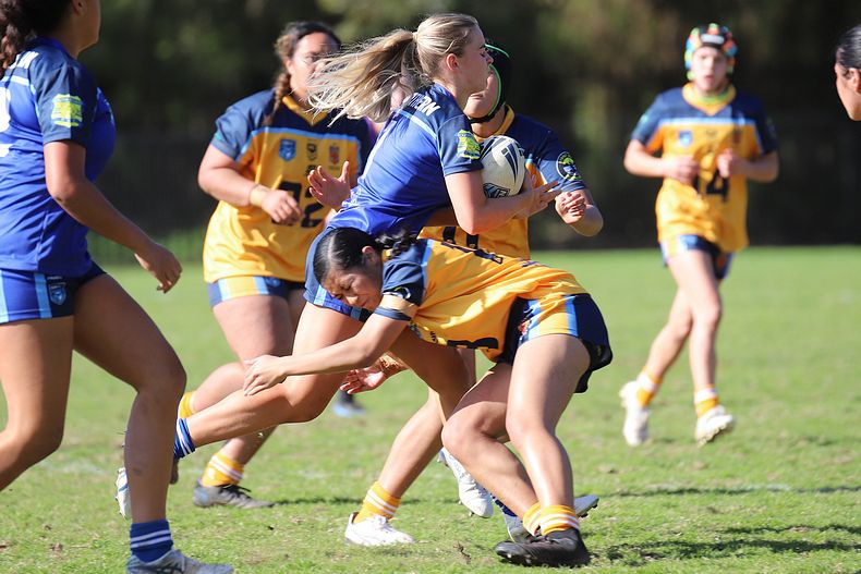 NSWCHS U16 Girls Day 1 Sydney Gold v Southern