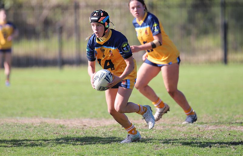 NSWCHS U16 Girls Day 1 Sydney Gold v Southern