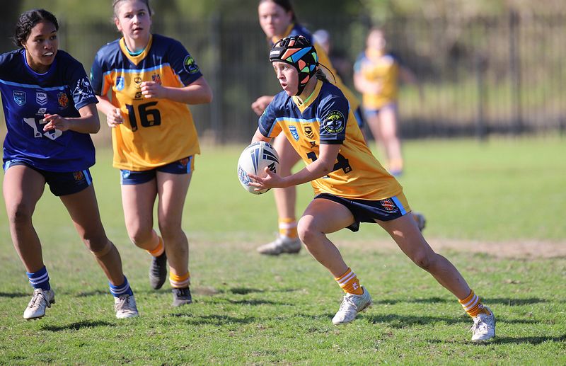 NSWCHS U16 Girls Day 1 Sydney Gold v Southern
