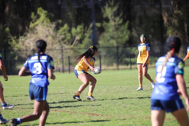 NSWCHS U16 Girls Day 1 Sydney Gold v Southern