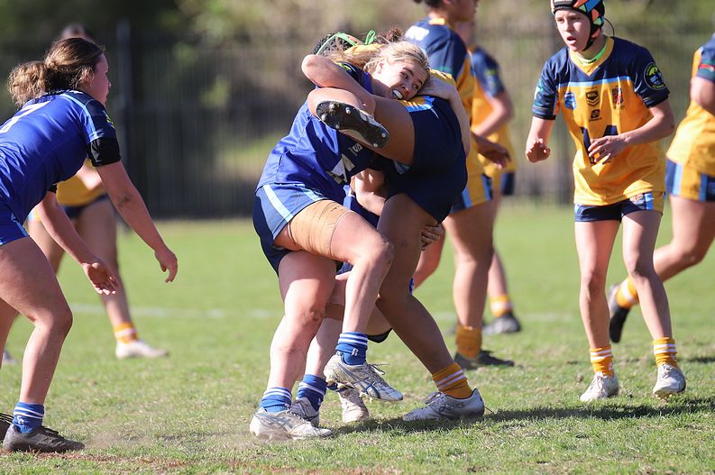 NSWCHS U16 Girls Day 1 Sydney Gold v Southern