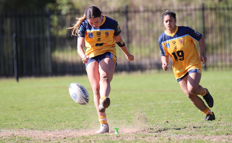 NSWCHS U16 Girls Day 1 Sydney Gold v Southern