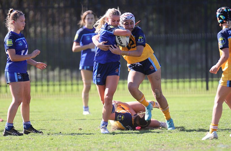 NSWCHS U16 Girls Day 1 Sydney Gold v Southern