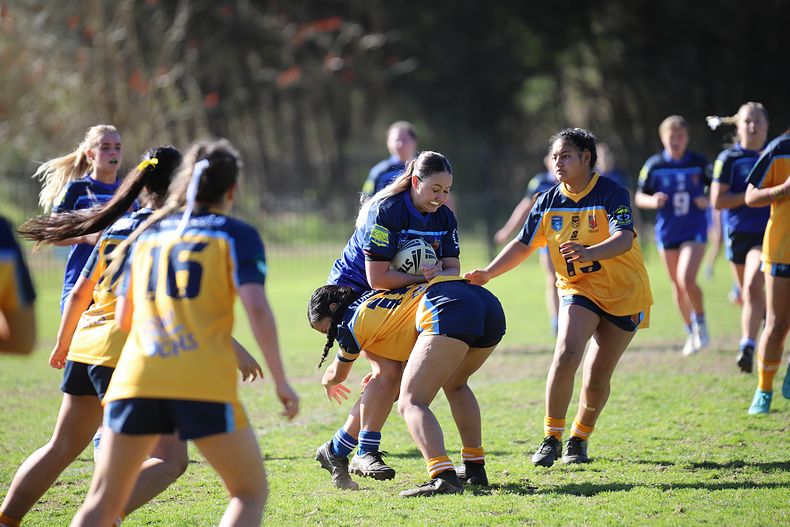 NSWCHS U16 Girls Day 1 Sydney Gold v Southern