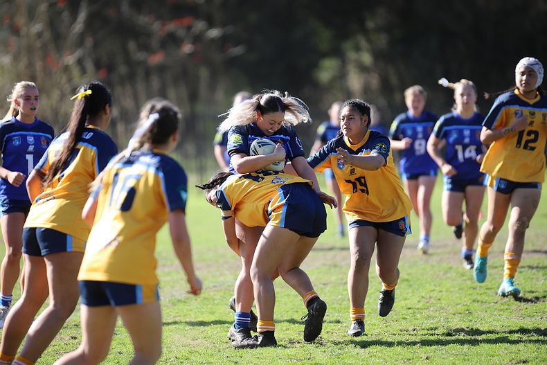 NSWCHS U16 Girls Day 1 Sydney Gold v Southern