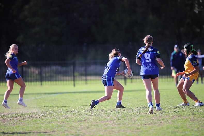 NSWCHS U16 Girls Day 1 Sydney Gold v Southern