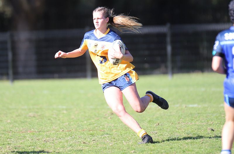 NSWCHS U16 Girls Day 1 Sydney Gold v Southern