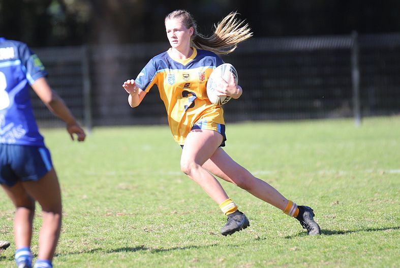 NSWCHS U16 Girls Day 1 Sydney Gold v Southern
