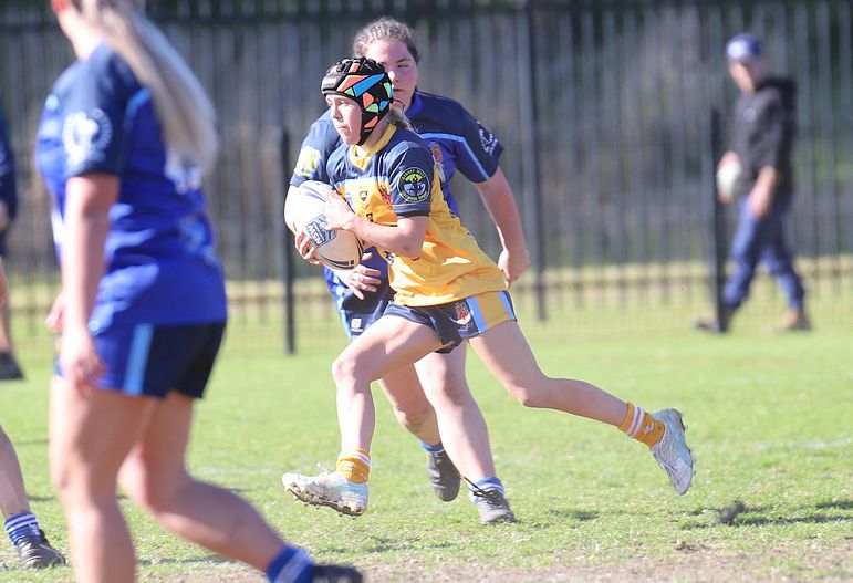 NSWCHS U16 Girls Day 1 Sydney Gold v Southern