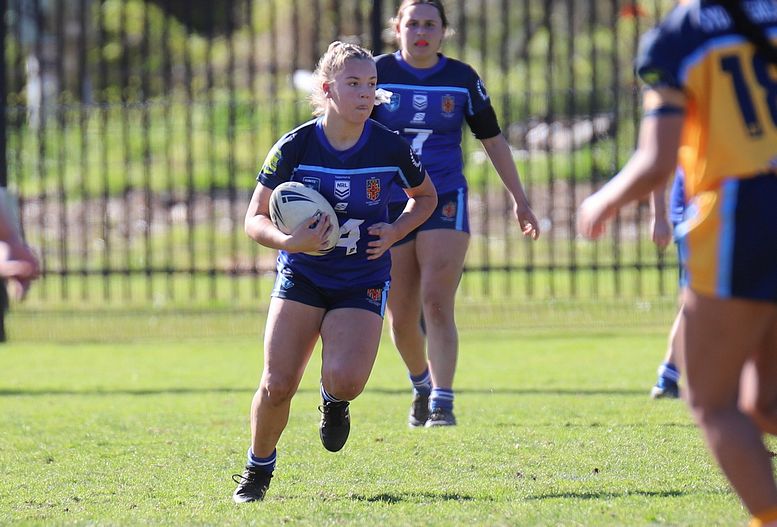 NSWCHS U16 Girls Day 1 Sydney Gold v Southern