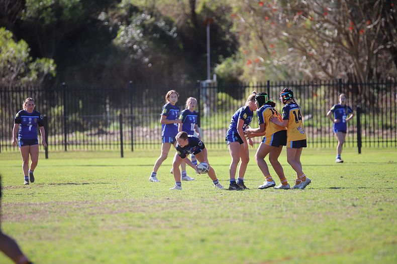 NSWCHS U16 Girls Day 1 Sydney Gold v Southern