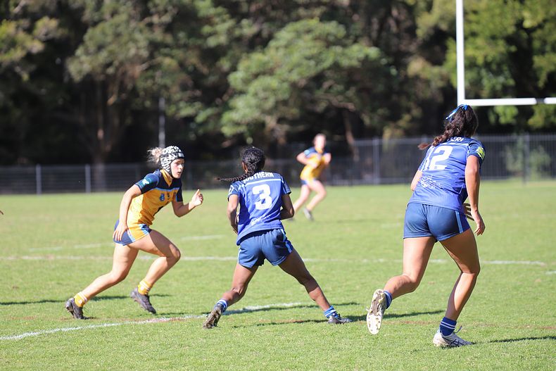 NSWCHS U16 Girls Day 1 Sydney Gold v Southern