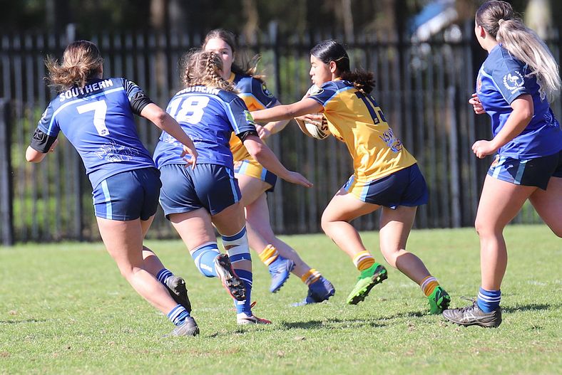 NSWCHS U16 Girls Day 1 Sydney Gold v Southern