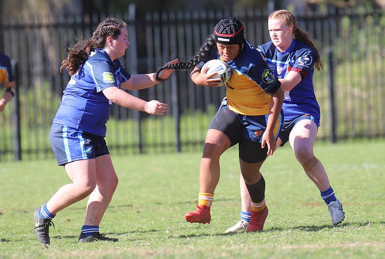 NSWCHS U16 Girls Day 1 Sydney Gold v Southern