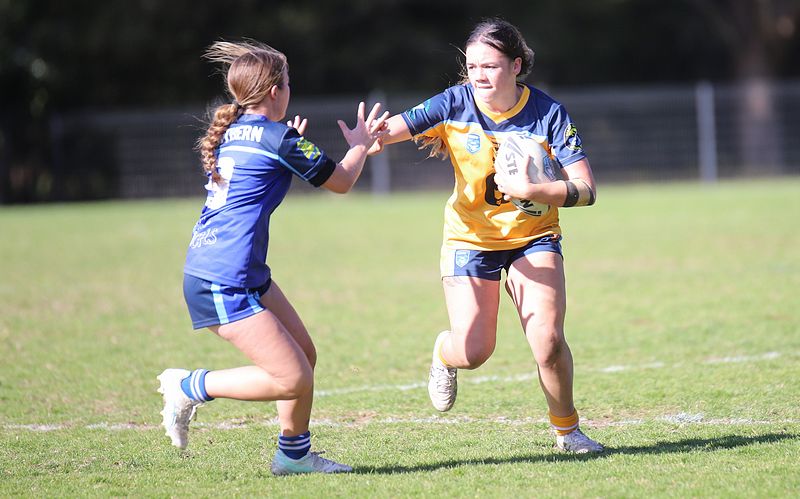 NSWCHS U16 Girls Day 1 Sydney Gold v Southern