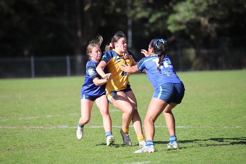 NSWCHS U16 Girls Day 1 Sydney Gold v Southern