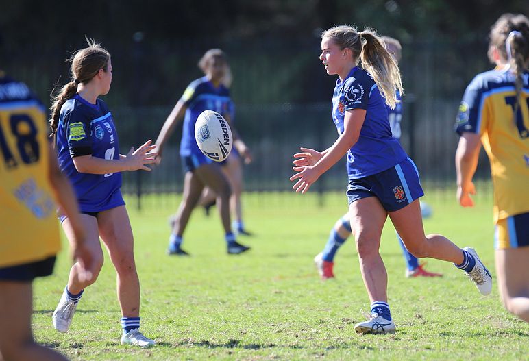 NSWCHS U16 Girls Day 1 Sydney Gold v Southern
