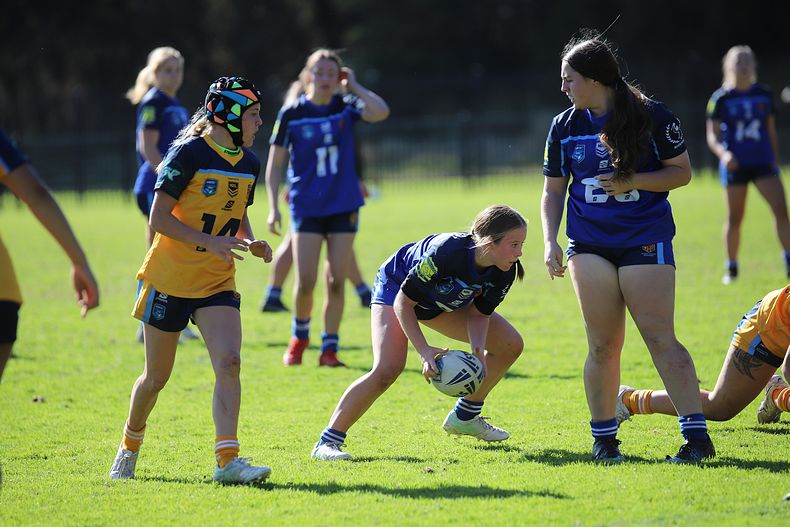 NSWCHS U16 Girls Day 1 Sydney Gold v Southern
